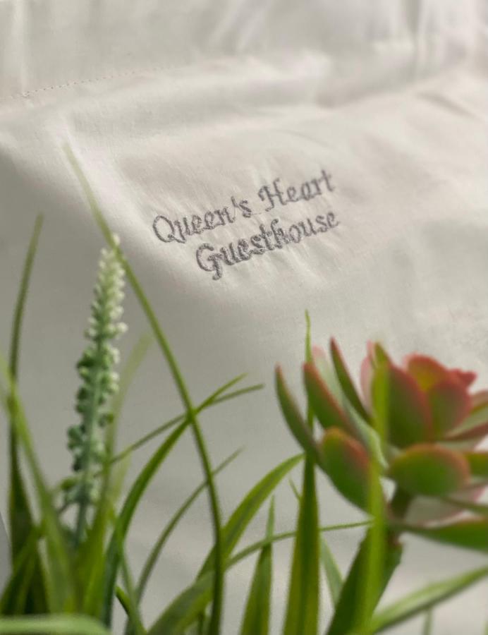 Queen'S Heart Guesthouse Μπραν Εξωτερικό φωτογραφία