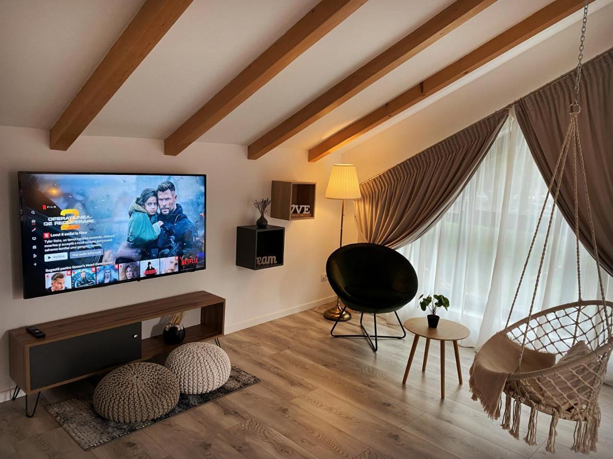 Queen'S Heart Guesthouse Μπραν Εξωτερικό φωτογραφία